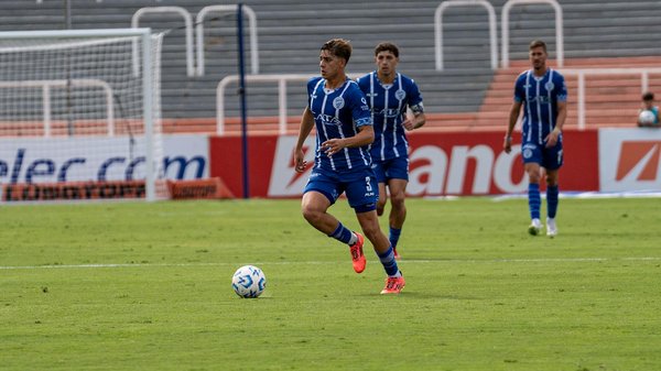 Domina la Guitarra Acústica: Tu Guía para Aprender desde Cero en Solo 6 Meses