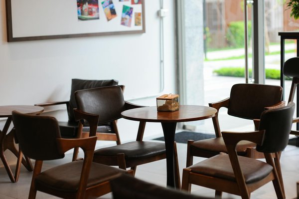 Descubre el outfit ideal casual chic para un brunch de fin de semana inolvidable